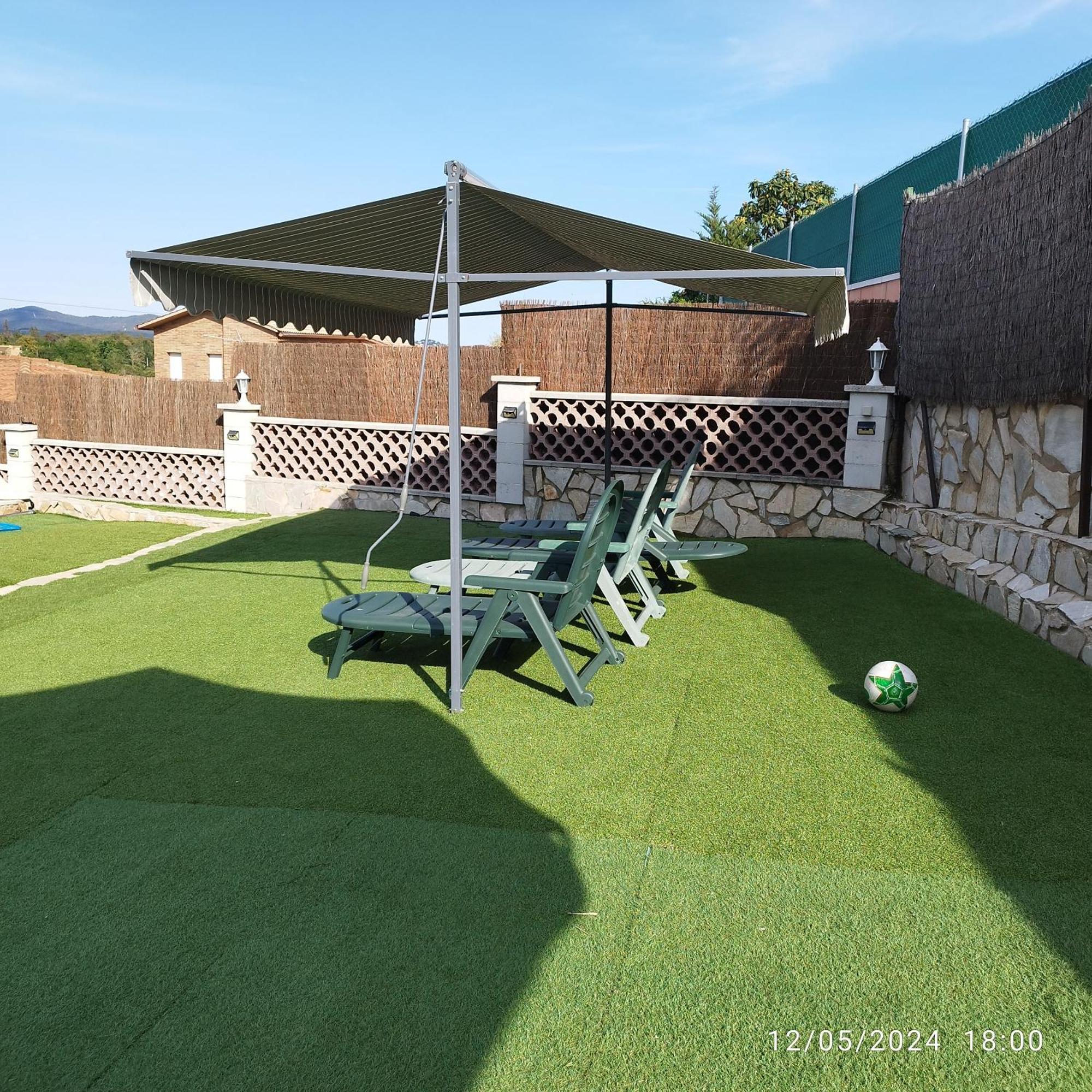 La Biznaga Villa Fogas de Tordera Luaran gambar