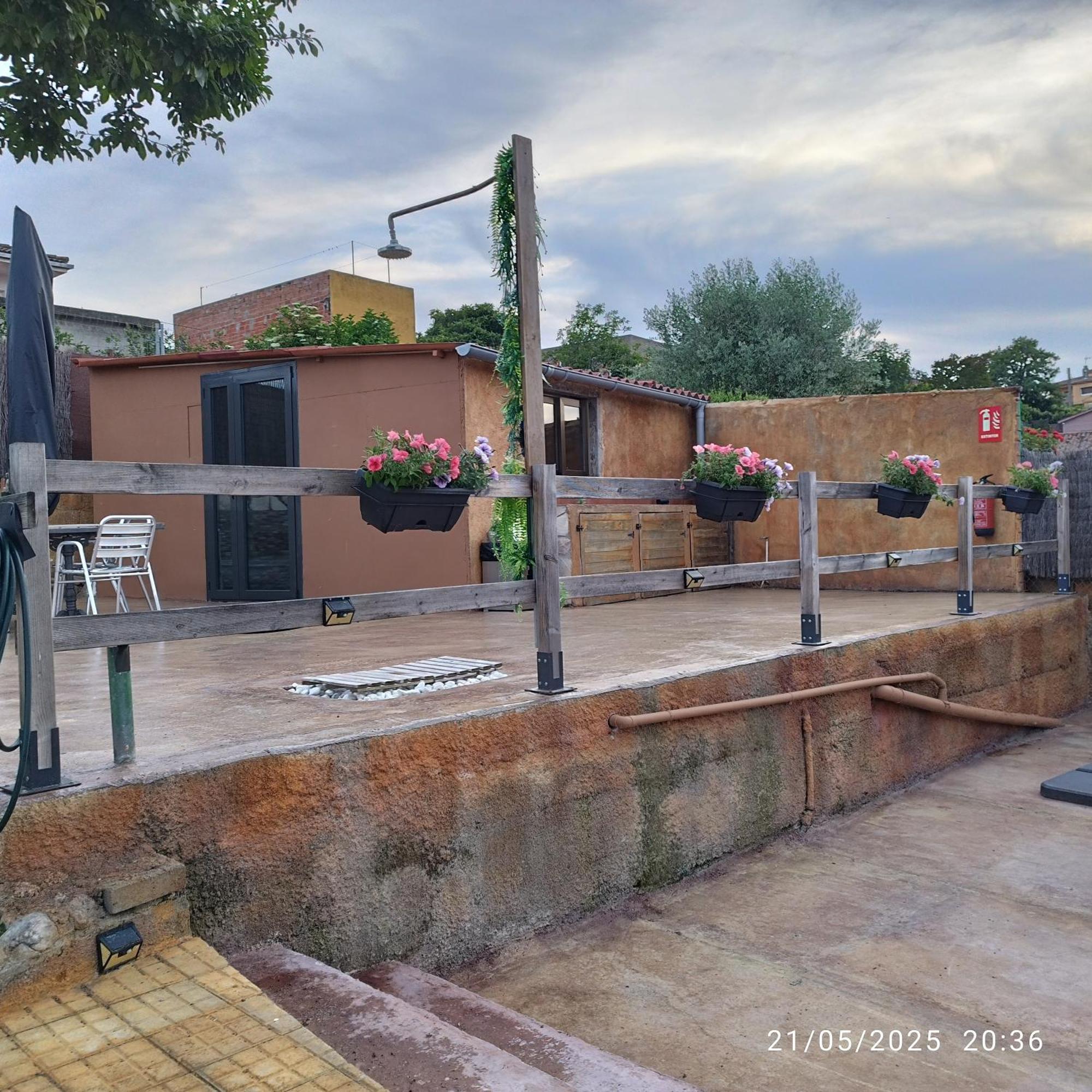 La Biznaga Villa Fogas de Tordera Luaran gambar